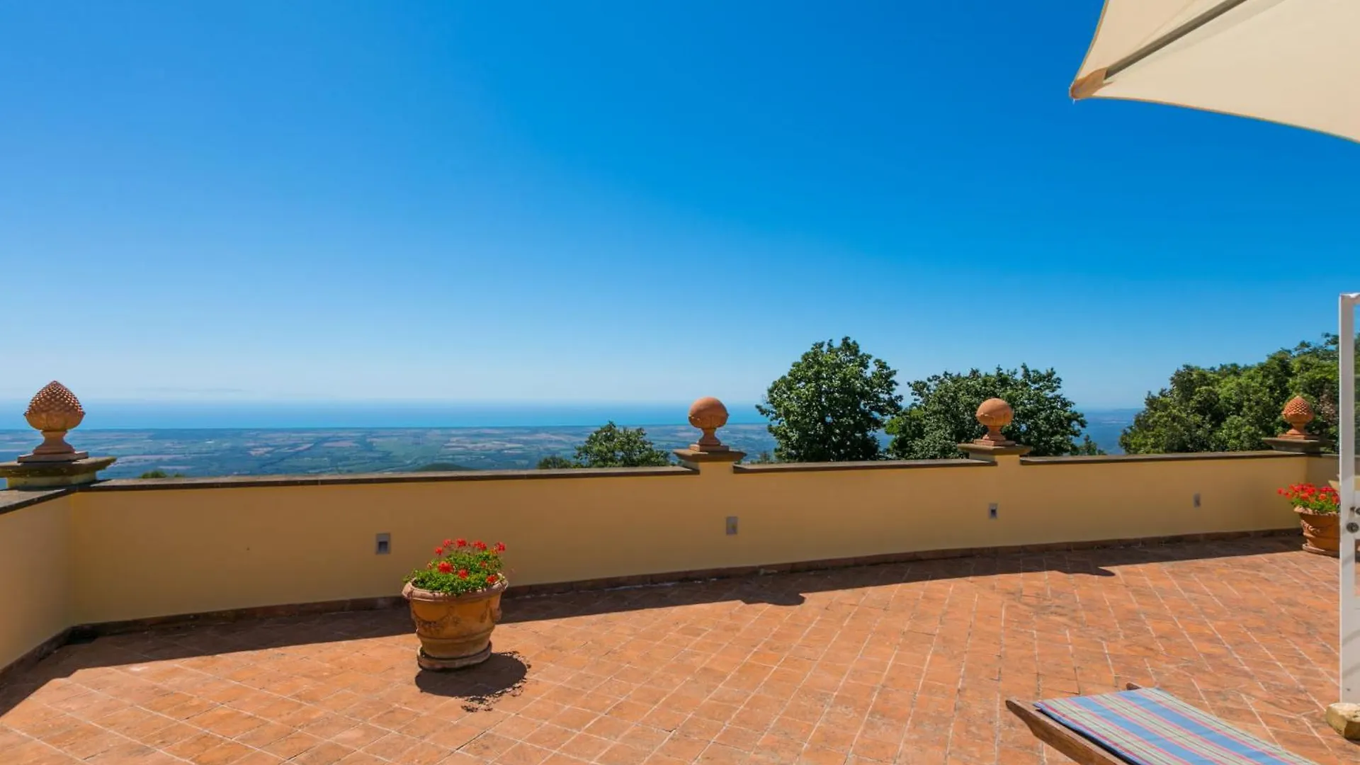 Villa Poggio Al Pruno By Interhome Sassa